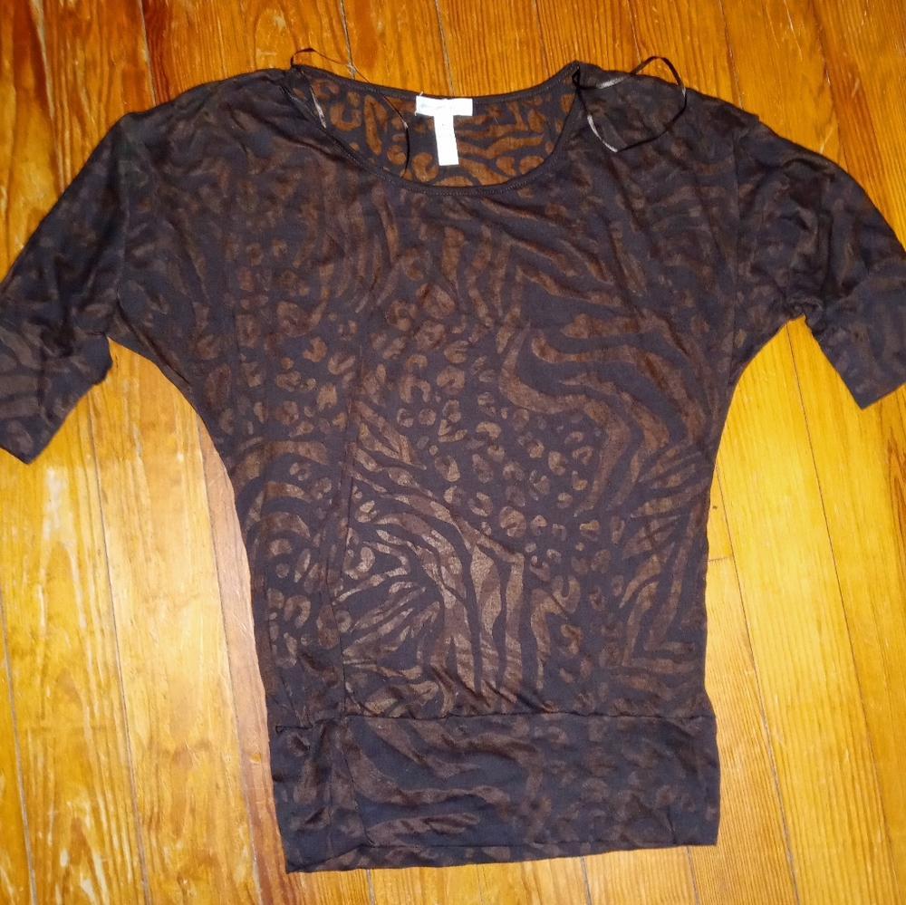 Extremely Cute See thru printed Top 3/4 Sleeve